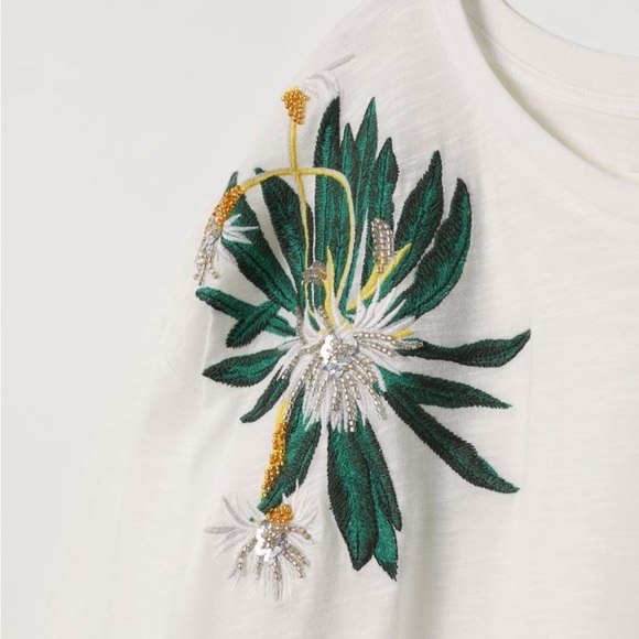 H&M x 𝅺Anna Glover Embroidered T-Shirt - Picture 6 of 7